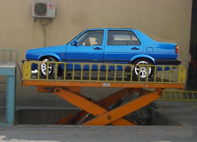 Hydraulic Freight Elevator for Vehicle Transport