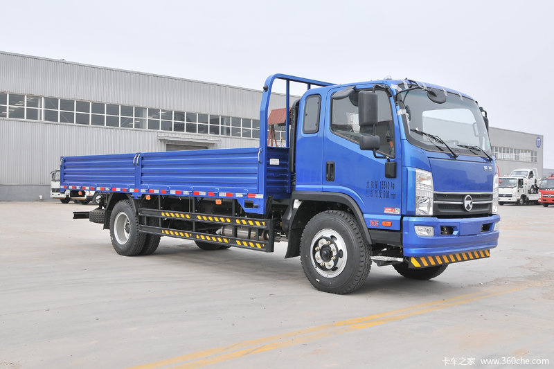 Flatbed Light Truck for Freight Transport