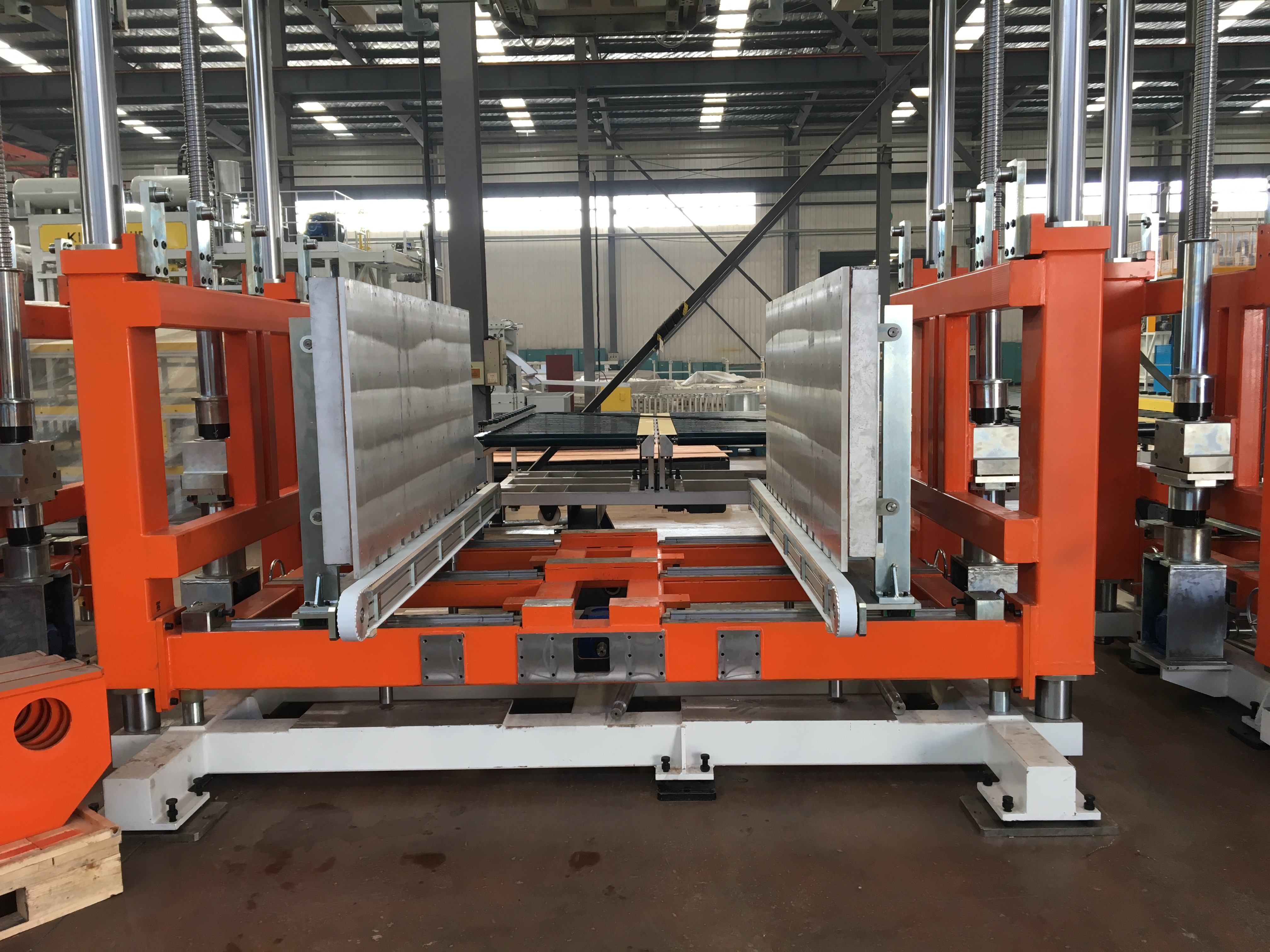 Linear Cabinet Foaming Line for Refrigeration