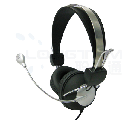 Circumaural Stereo Headphone with Noise-Cancelling Mic