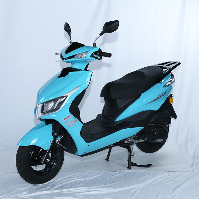 Side profile of the 150cc scooter.