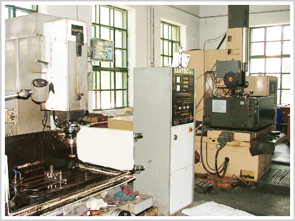 Metal Milling and Electrical Discharge Machines