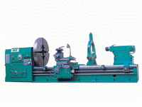 Heavy-Duty Lathe for Precision Machining