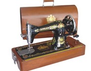 Vintage Hand Crank Sewing Machine for Garments and Shoes