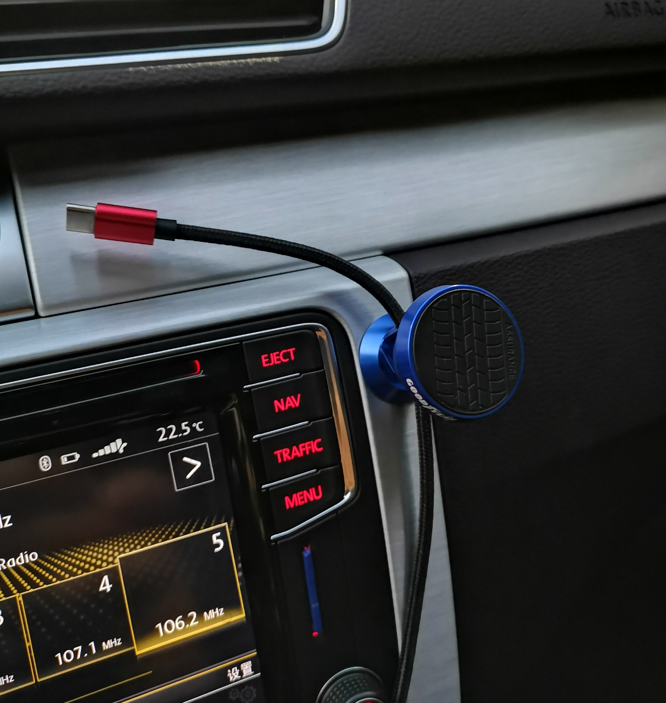 Magnetic Smartphone Holder for Vehicles