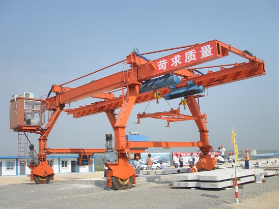 MEBL Tyre Variable Span Gantry Crane - Image 3