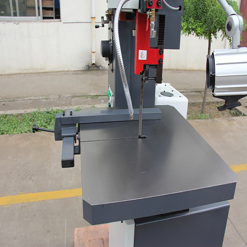 Metal Cutting Vertical Band Saw