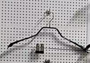 Standard Metal Clothes Hanger