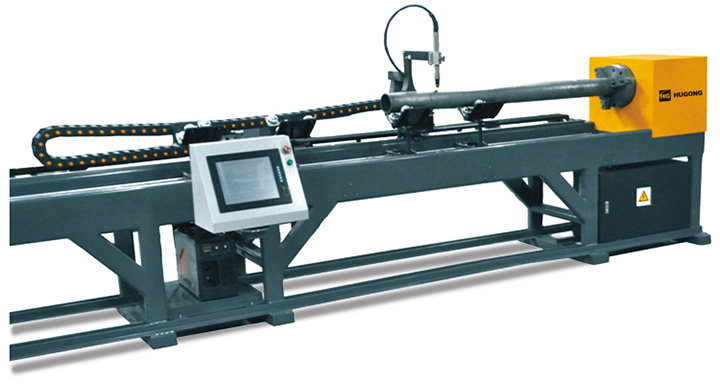 Overview of the CNC plasma tube cutting machine with rotating chuck and torch assembly