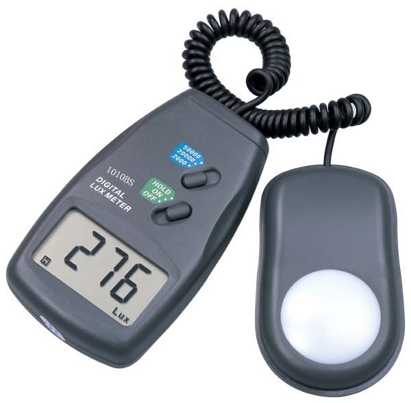 Digital Illuminance Meter with Remote Sensor