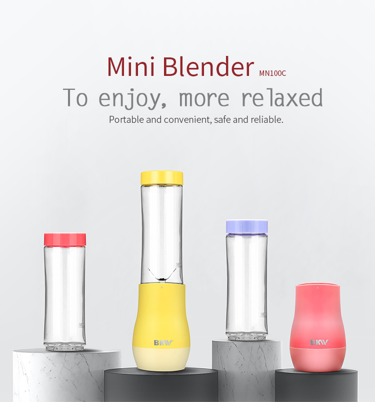 Portable mini blender lifestyle shot