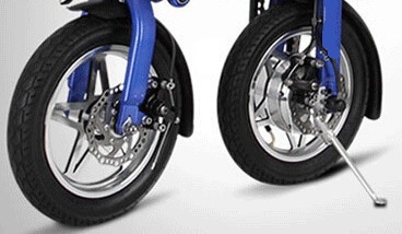 Electric bicycle showing braking system and wheel hub
