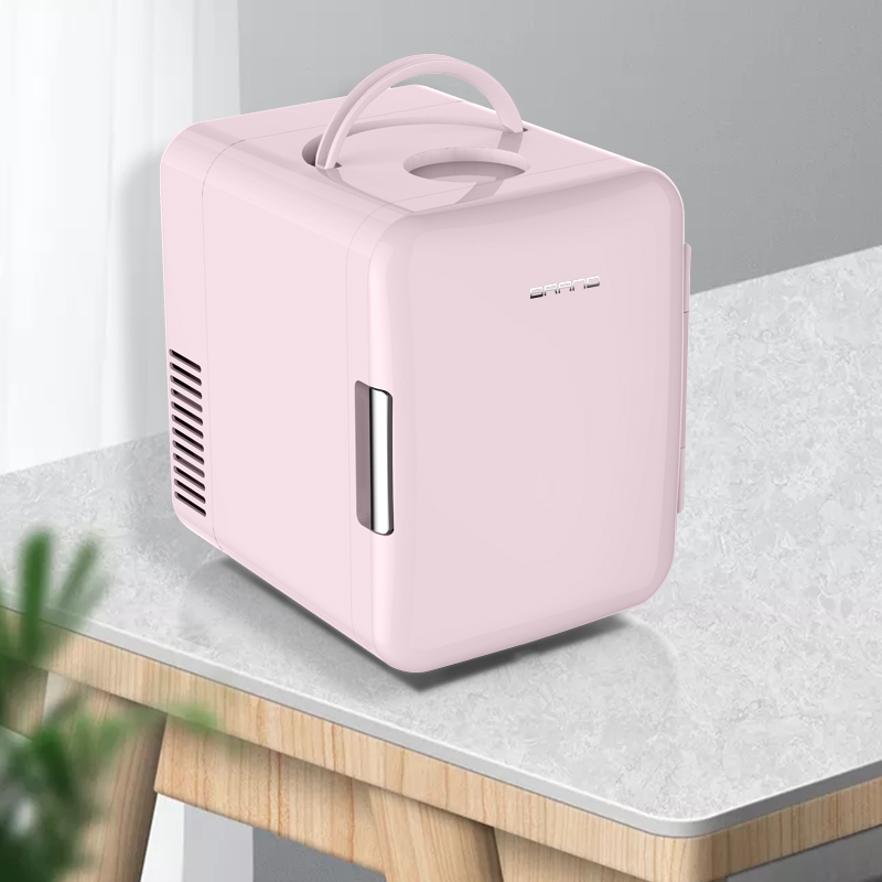 Mini refrigerator - Image 2