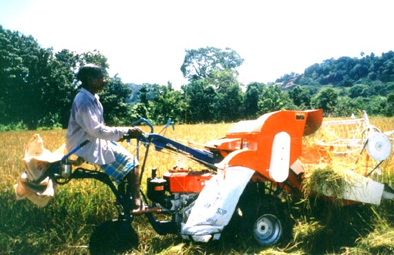 Mini Rice and Wheat Harvester Reaper Swather
