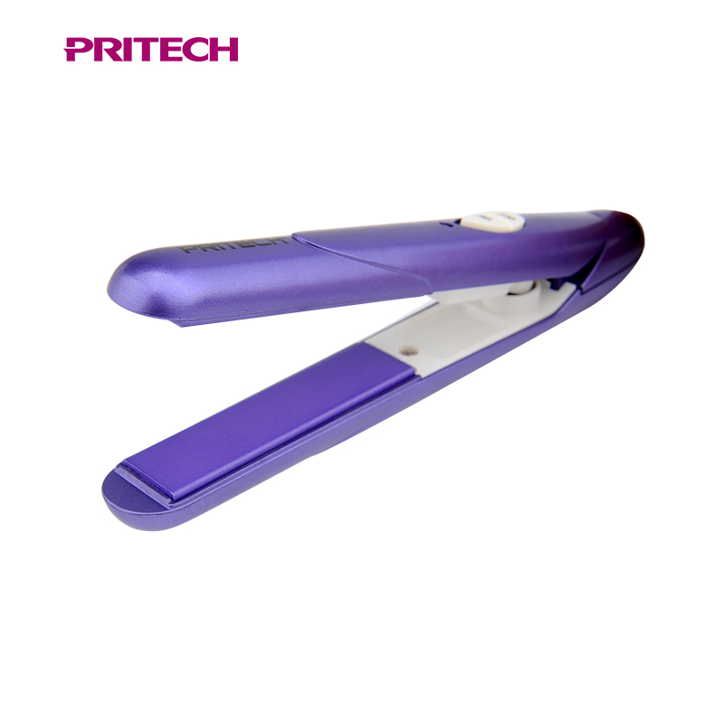 Mini sized electric hair straightener - Image 2