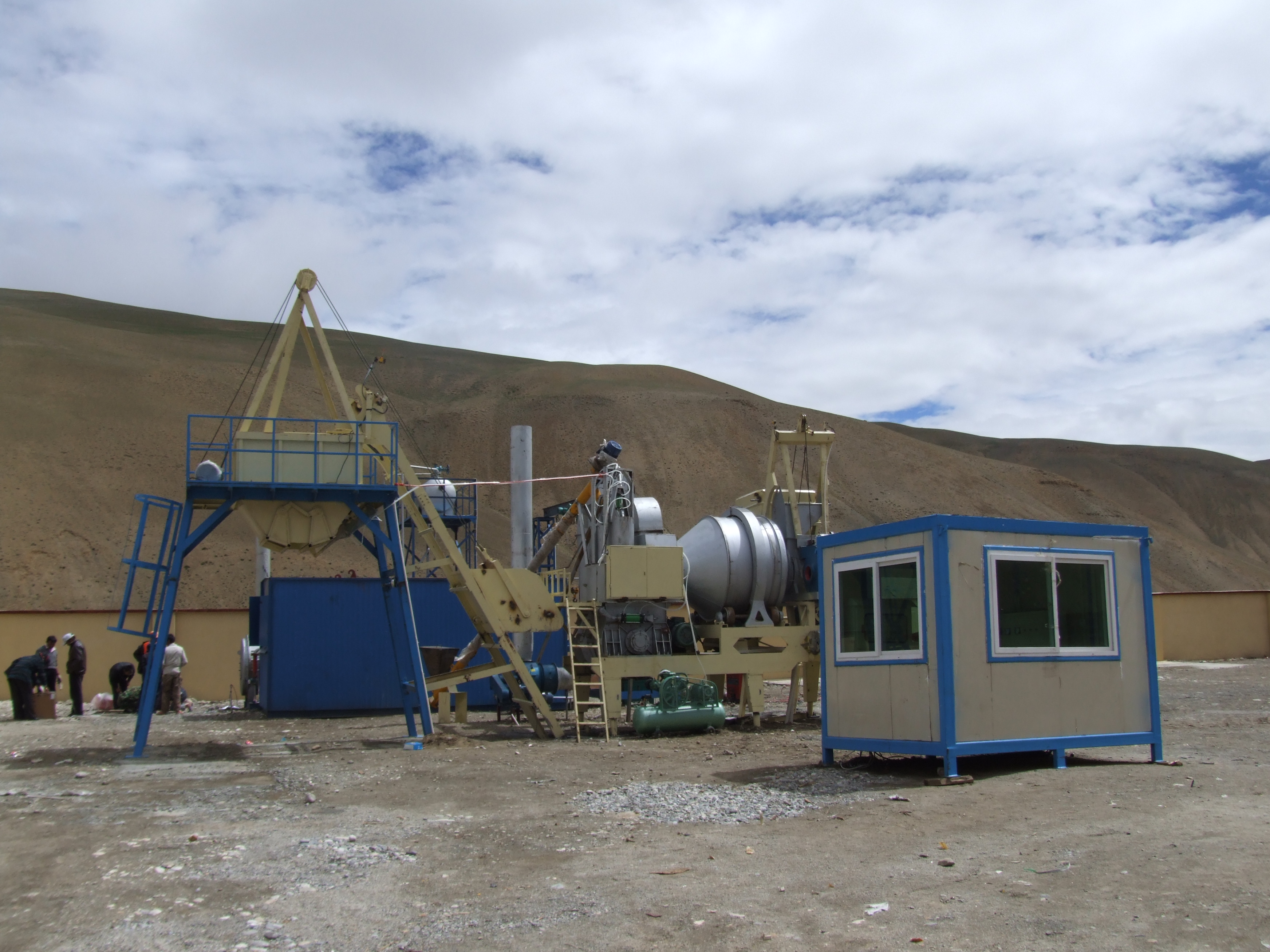 Asphalt mixing plant drying drum and structural components