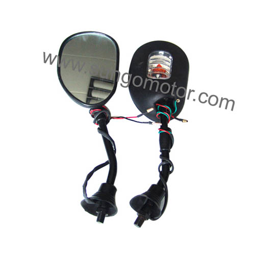 Oval Vehicle Mirror with Integrated Light