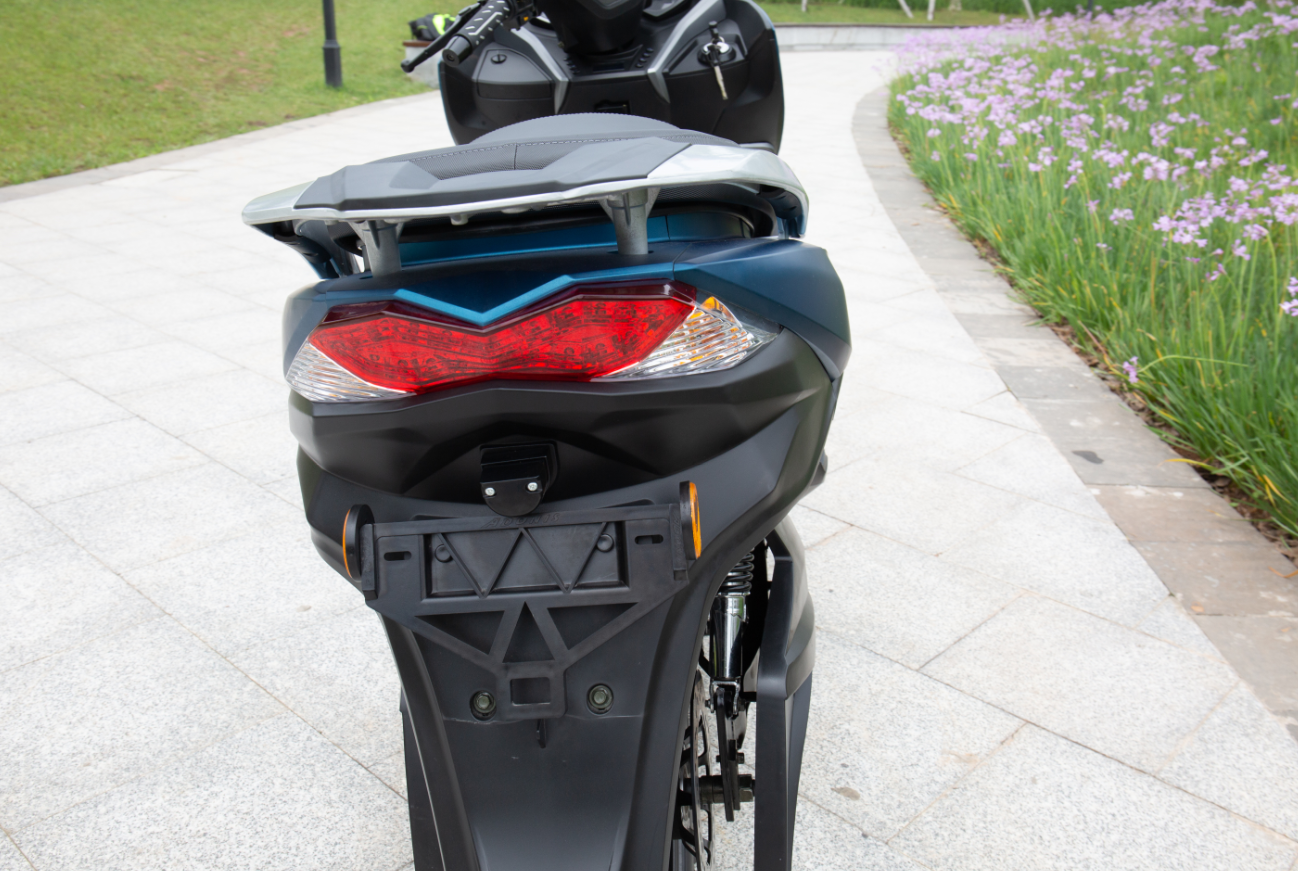 MJS G Electric Scooter - Image 2