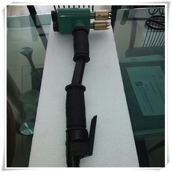 Handheld Concrete Scabbler with Dual Steel Heads