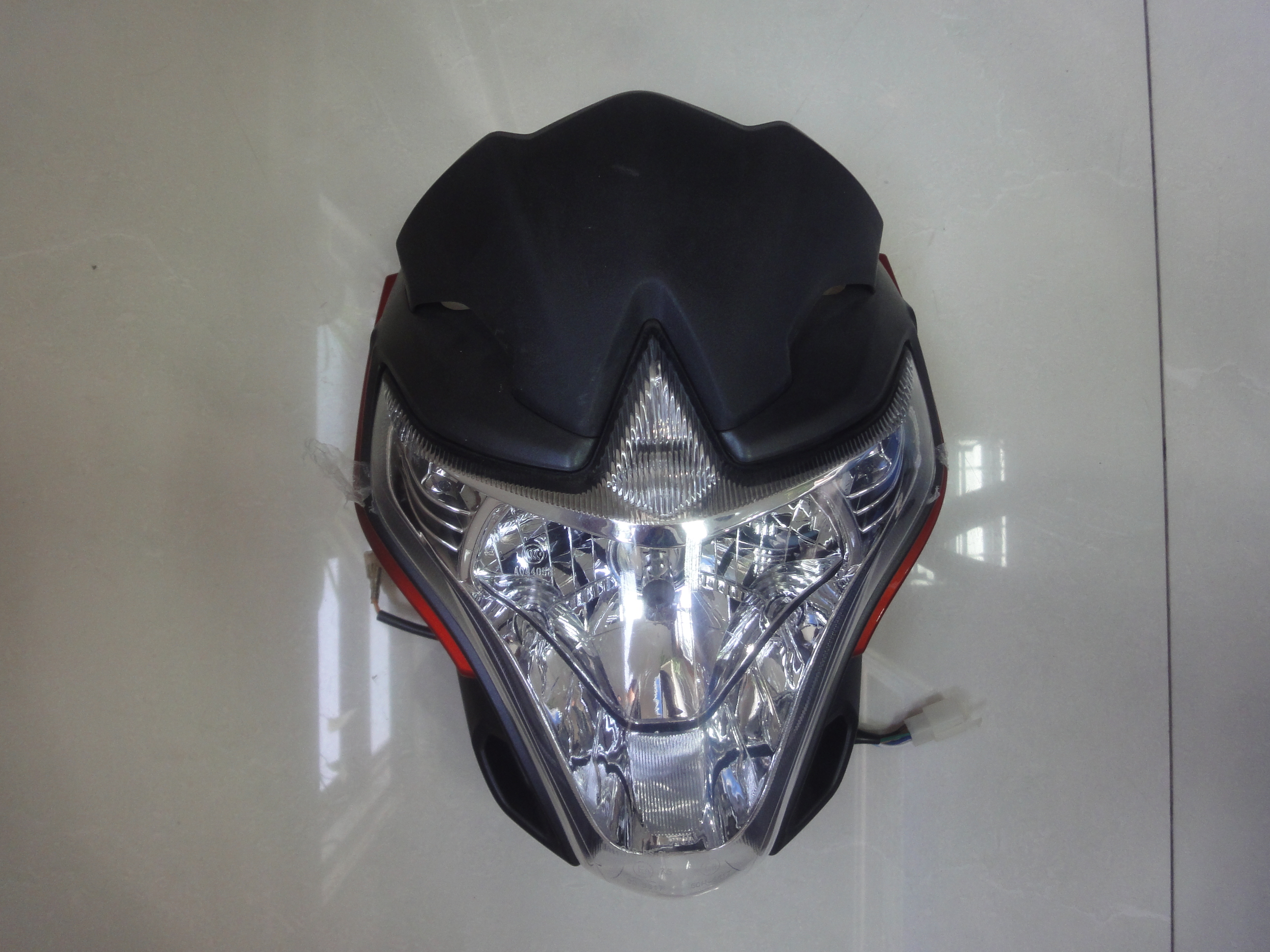Motorcycle Headlight Assembly with Multi-Reflector