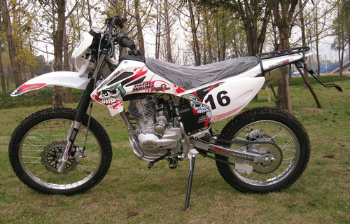 Motorcycles Dirt Bikes (BSX150-CQR) - Image 3
