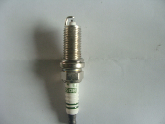 motorcyle PLUG,spark plug BLACK COLOR SPARK PLUG - Image 2