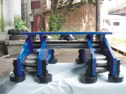 Heavy Load Moving Device with Rollers