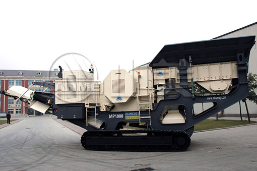 Mobile Jaw Crushing Plant on tracked chassis