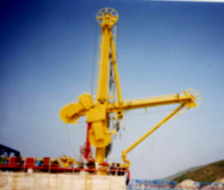Harbor Crane with Rotating Boom