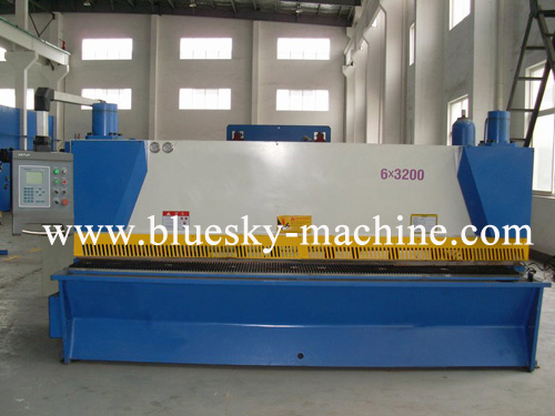 NC hydraulic guillotine shearing machine - Image 2