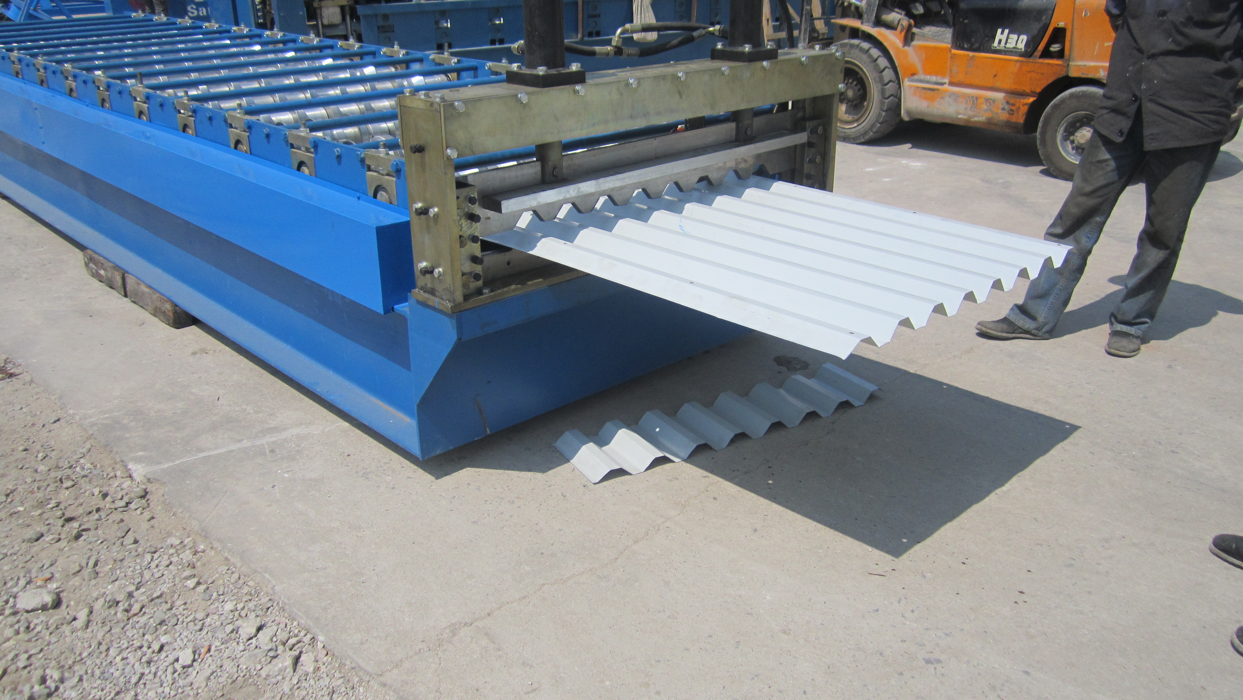 No-Girder Steel Building Forming Machine