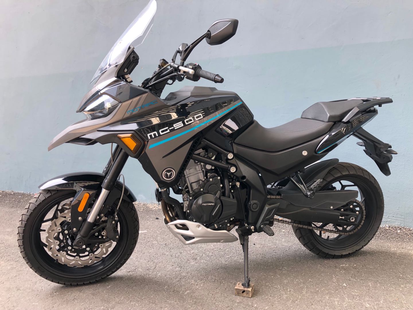 ADV500 Adventure Motorcycle