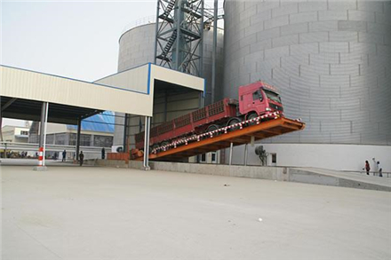 Overview of the oilseed pressing facility including unloading and storage infrastructure