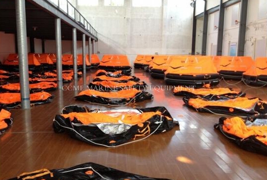 Open Reversible Inflatable Life Raft