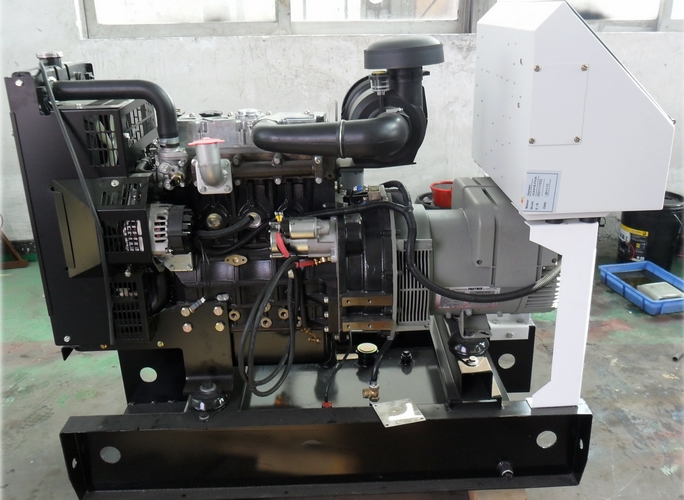 Original new Perkins rated power diesel generator set - Image 3