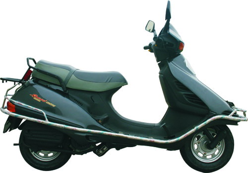 Motorcycle Step-Through Frame with Backrest