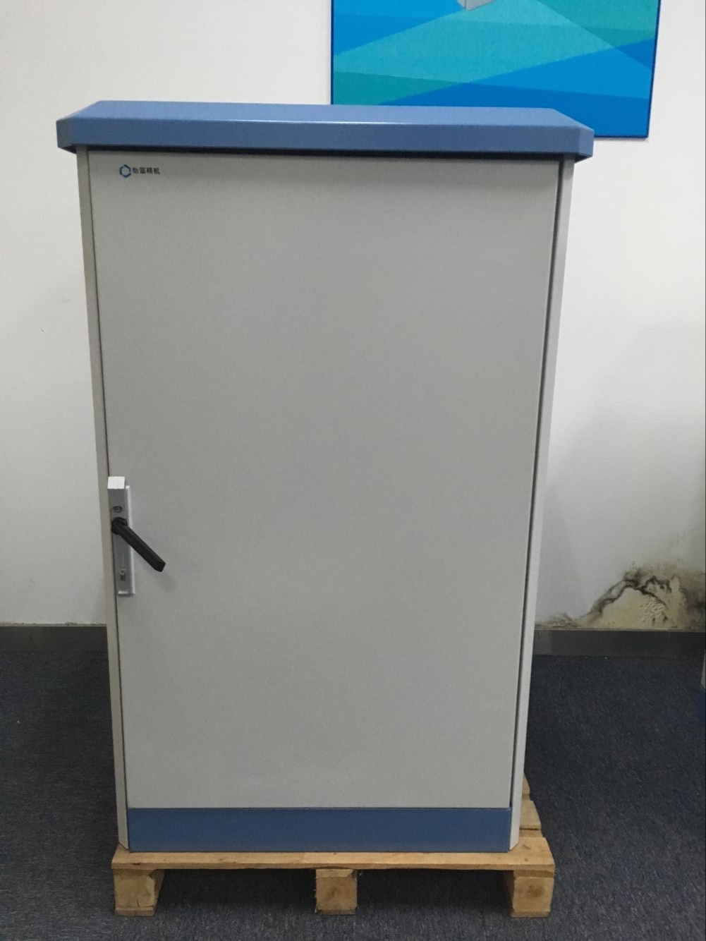 Outdoor cabinet - Image 2