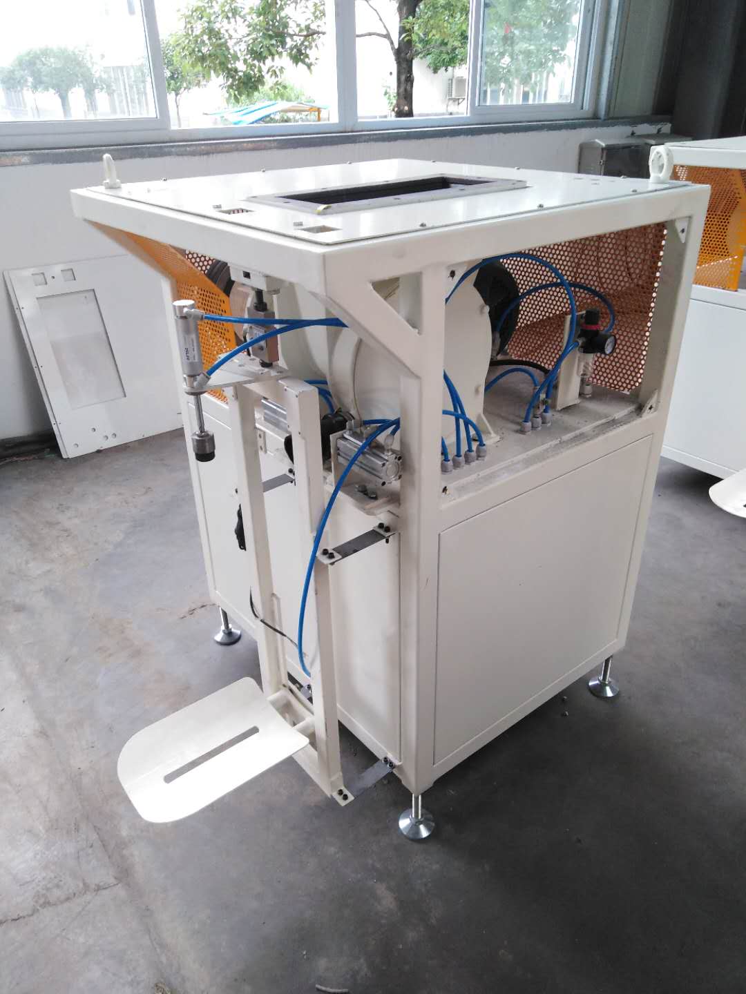 Packing Machine for Quantitative Powder Bag - Image 2