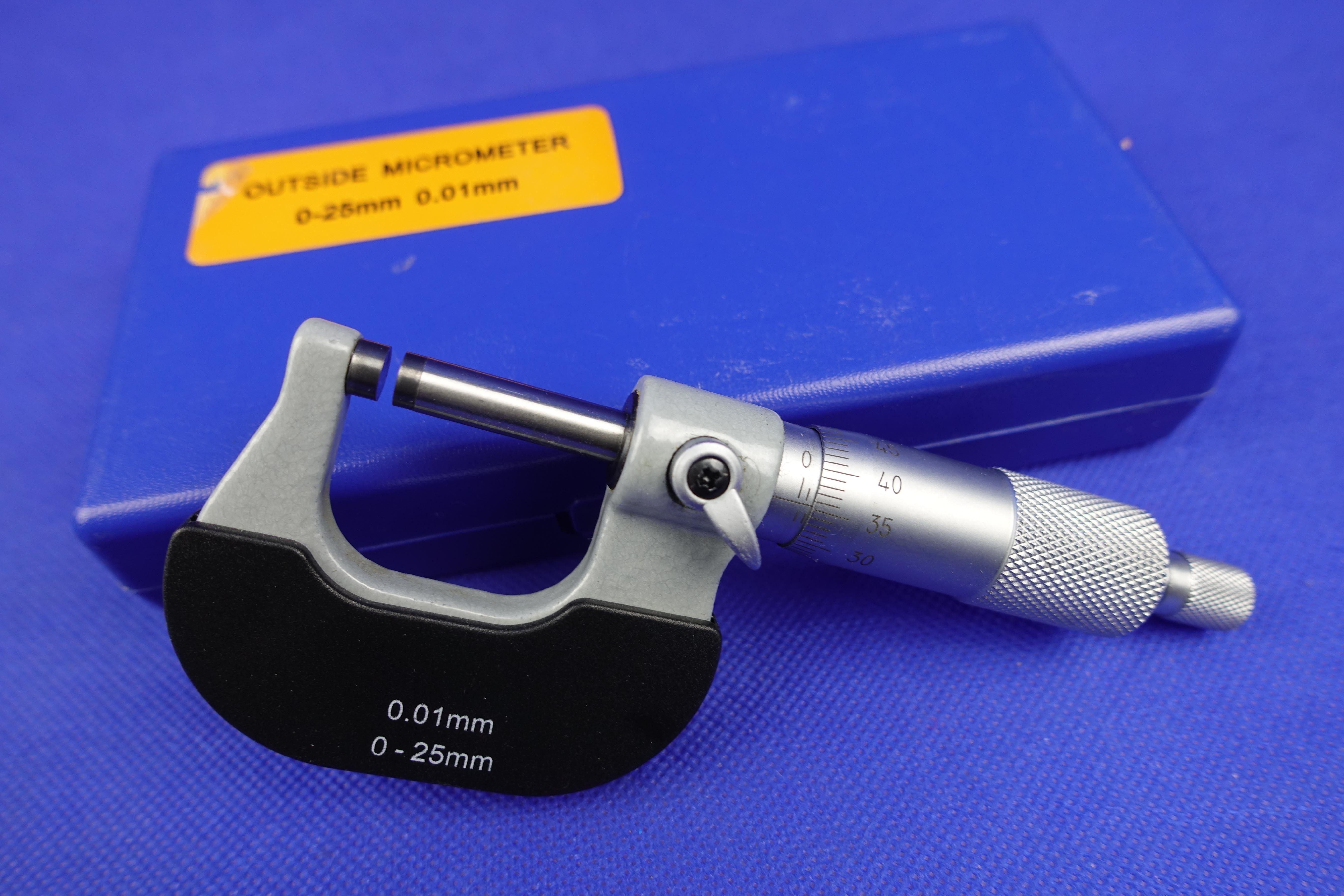 0-25mm Painted Frame Micrometer