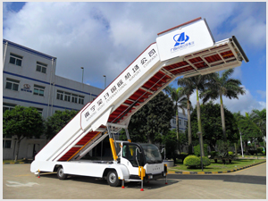Mobile Passenger Stairs for Aircraft Access