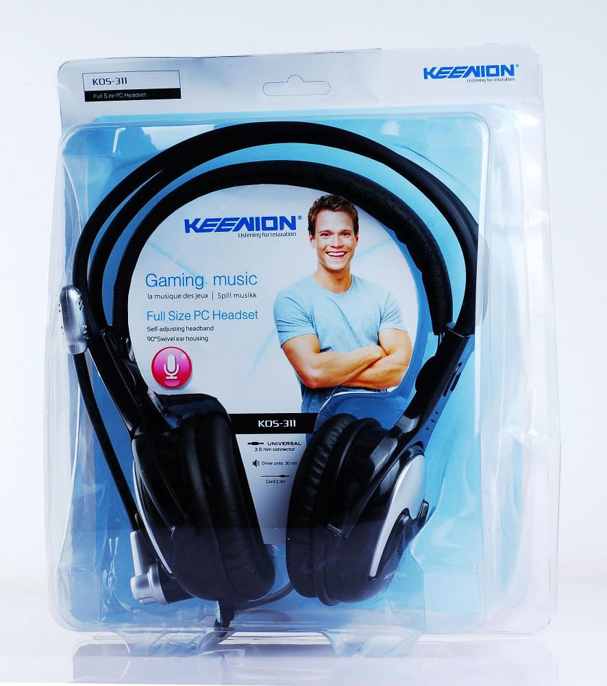 Circumaural PC Headset with Adjustable Microphone
