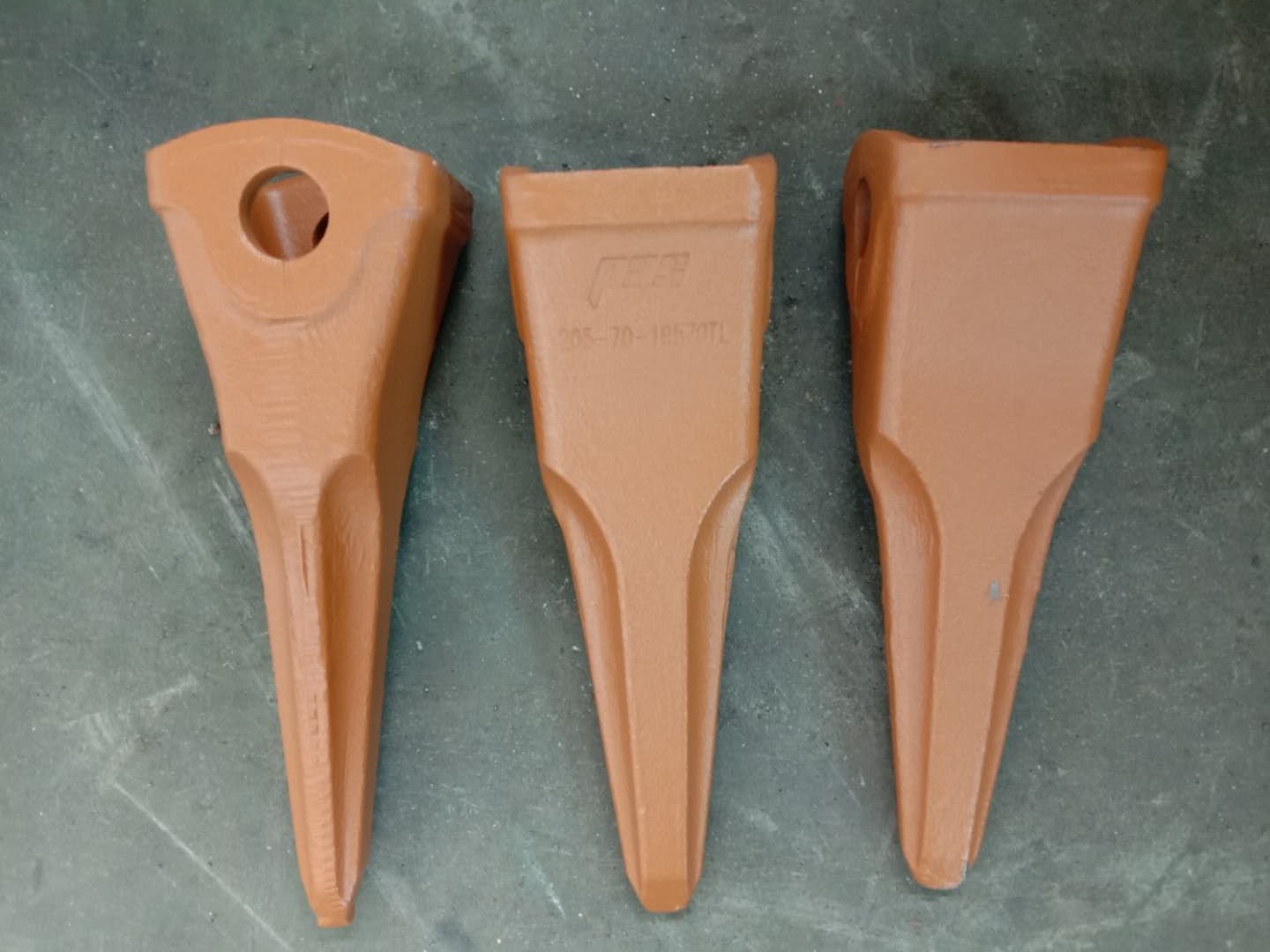 Excavator Bucket Teeth PC200