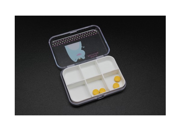 Frog design pill case