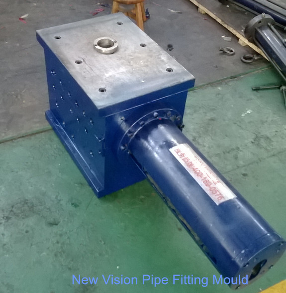 plastic injection Tee PVC pipe fitting mould - Image 2