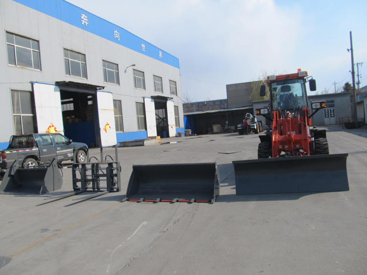 Articulated Mini Wheel Loader with 0.7 CBM Bucket