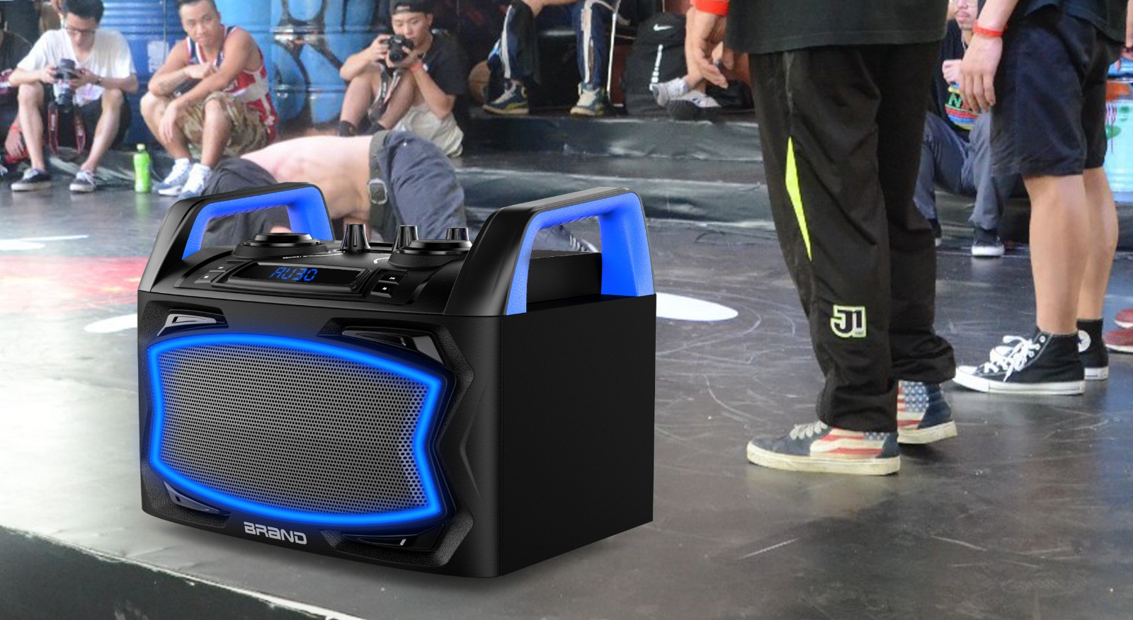 Portable Bluetooth Speaker With AUX IN/USB Playback/FM Radio/LED Display/Flashing Light - Image 3