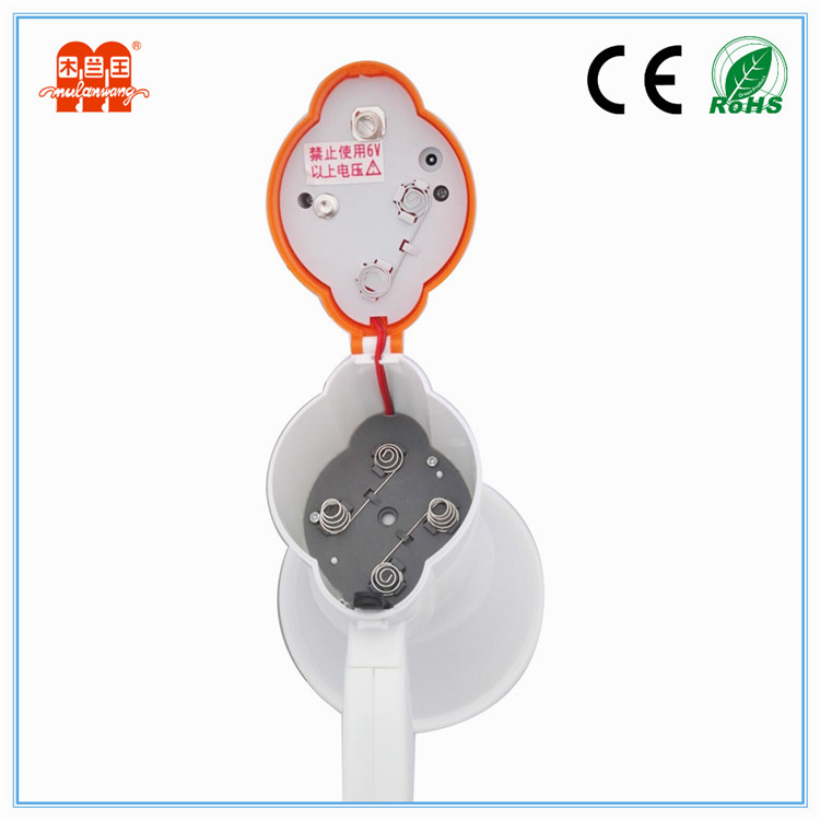 Portable megaphone with rechargeable battery and record - Image 2