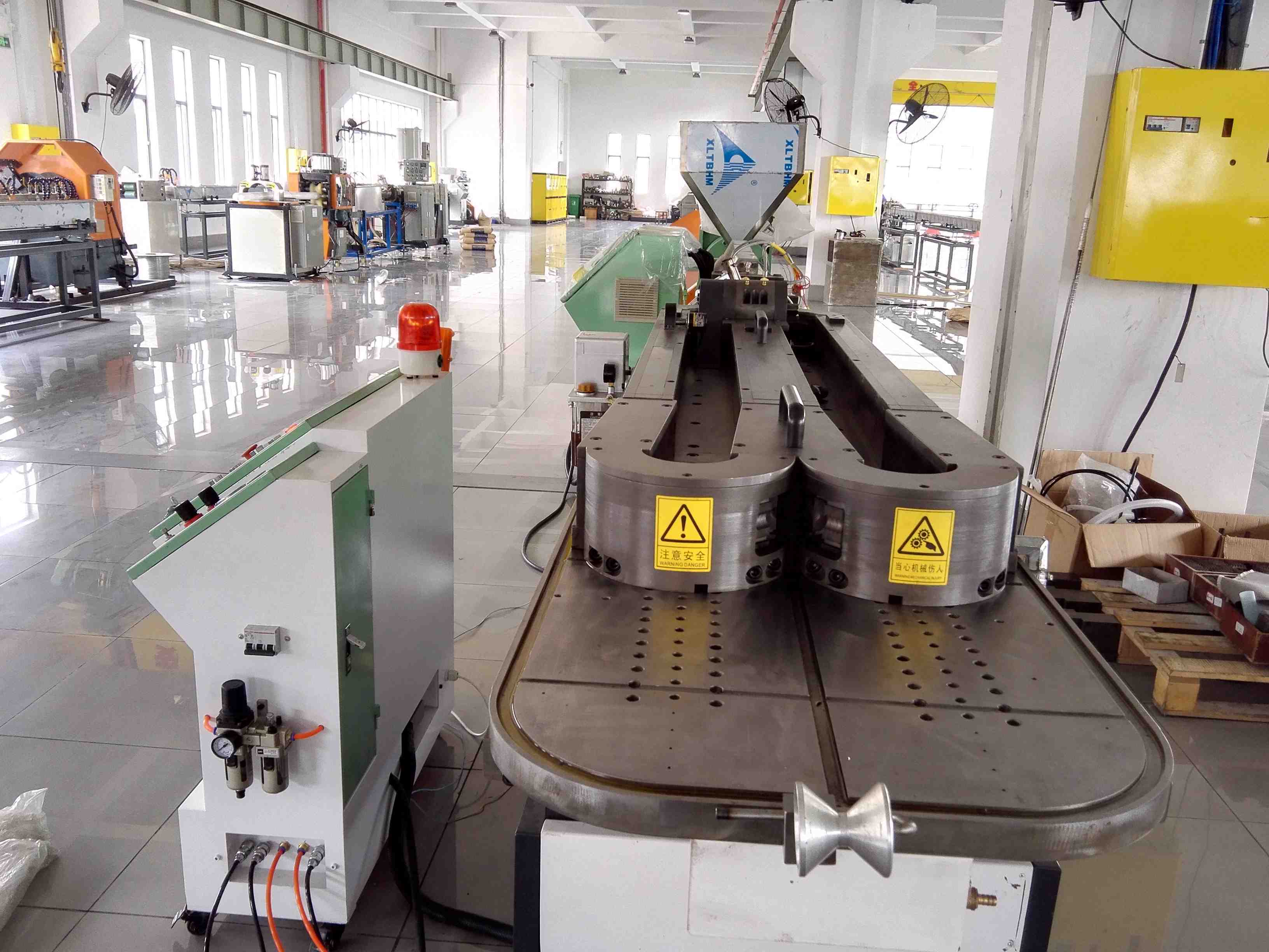 Precise medical pipe machine - Image 2