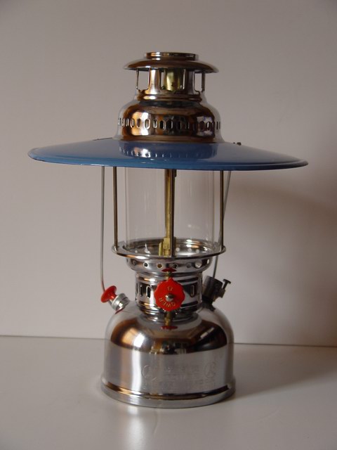 Portable Pressure Lantern with Blue Shade