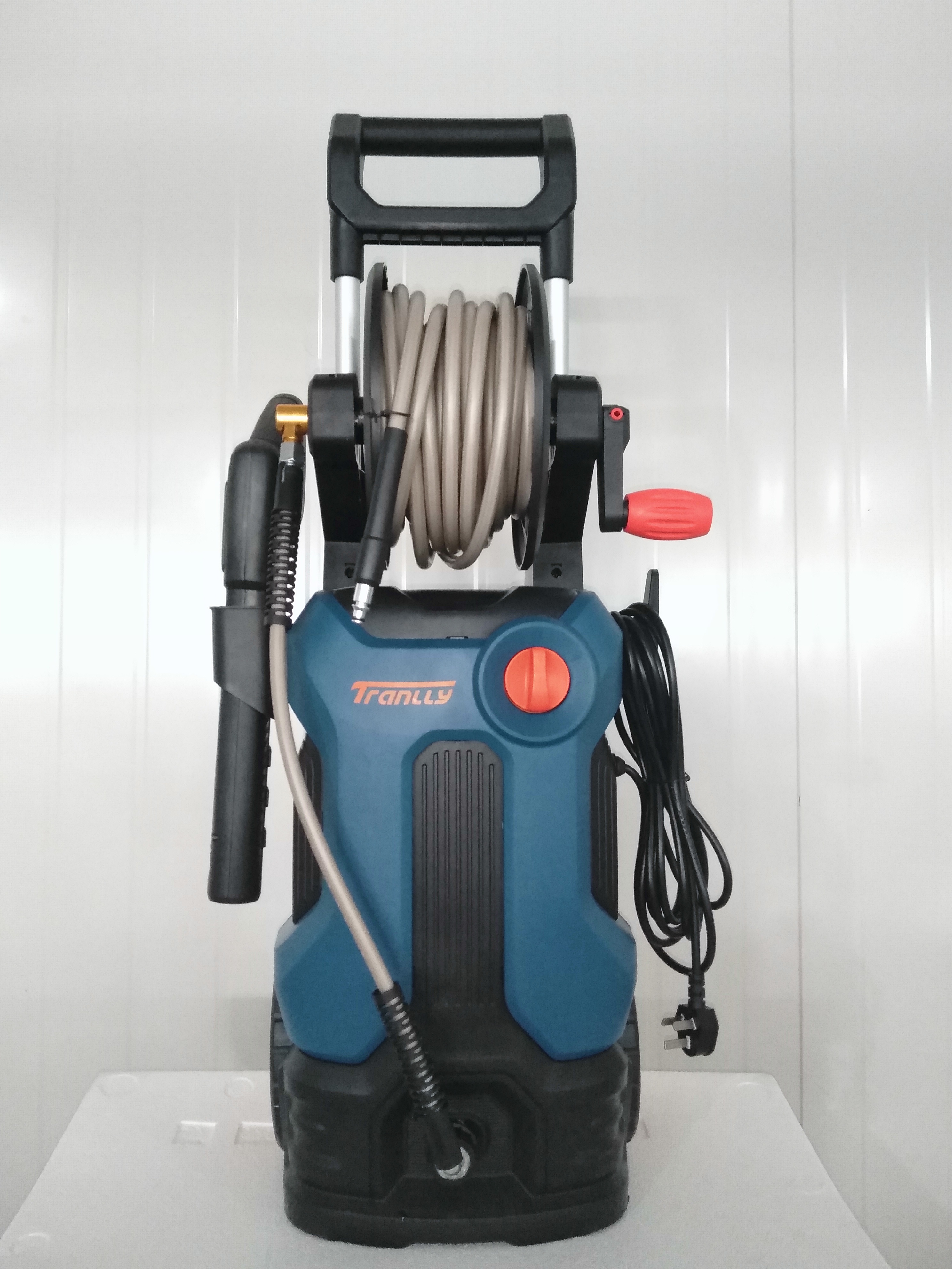 Electric Pressure Washer with Adjustable Nozzle